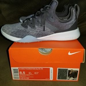 Womens Nike Foundation Elite TR